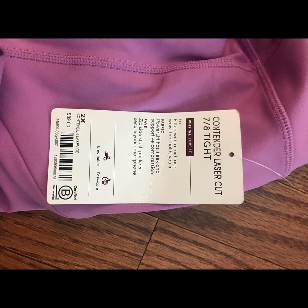 Athleta Contender Laser Cut 7/8 Tight